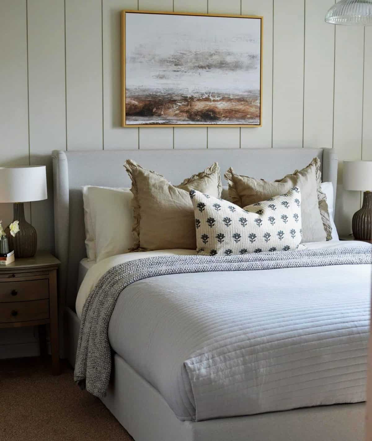 stunning spring bedroom ideas vertical shiplap wall