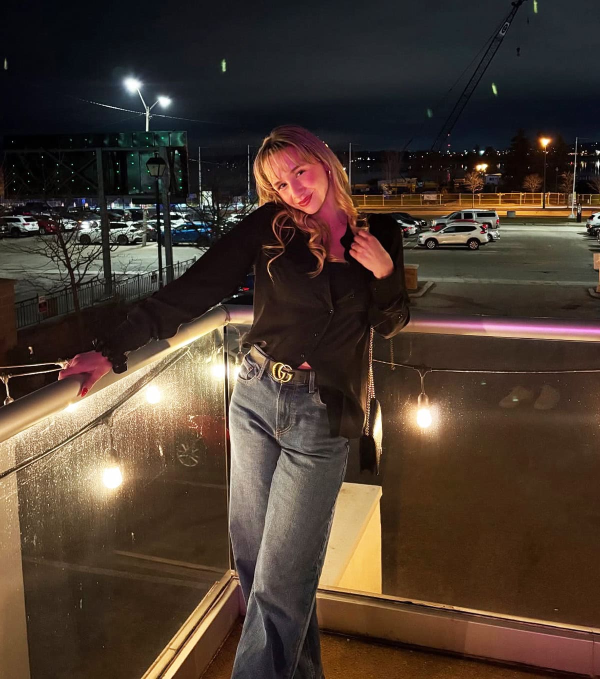 black blouse with straight-leg jeans classy outfits for date night