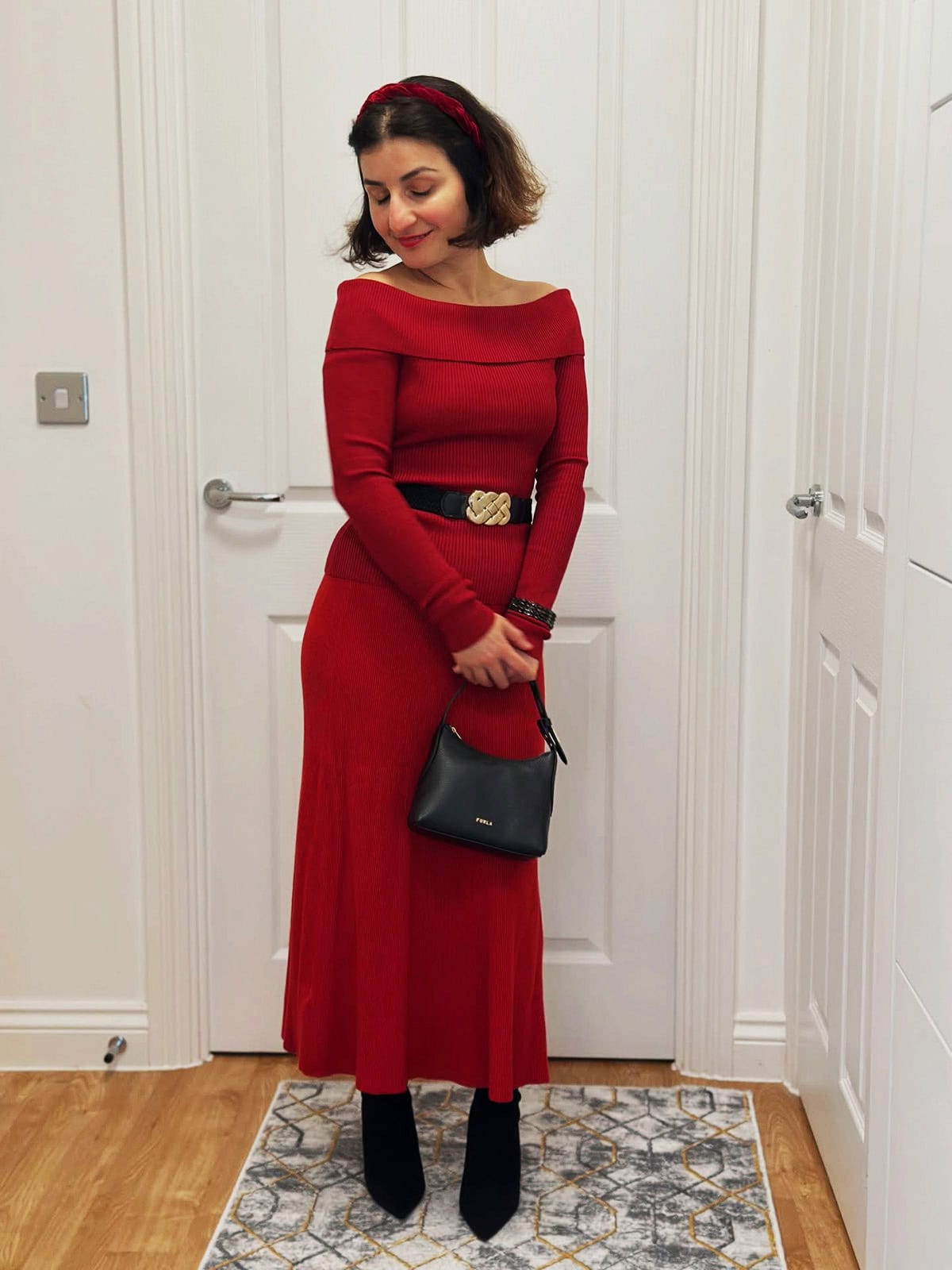 off shoulder red knit midi dress classy outfits for date night