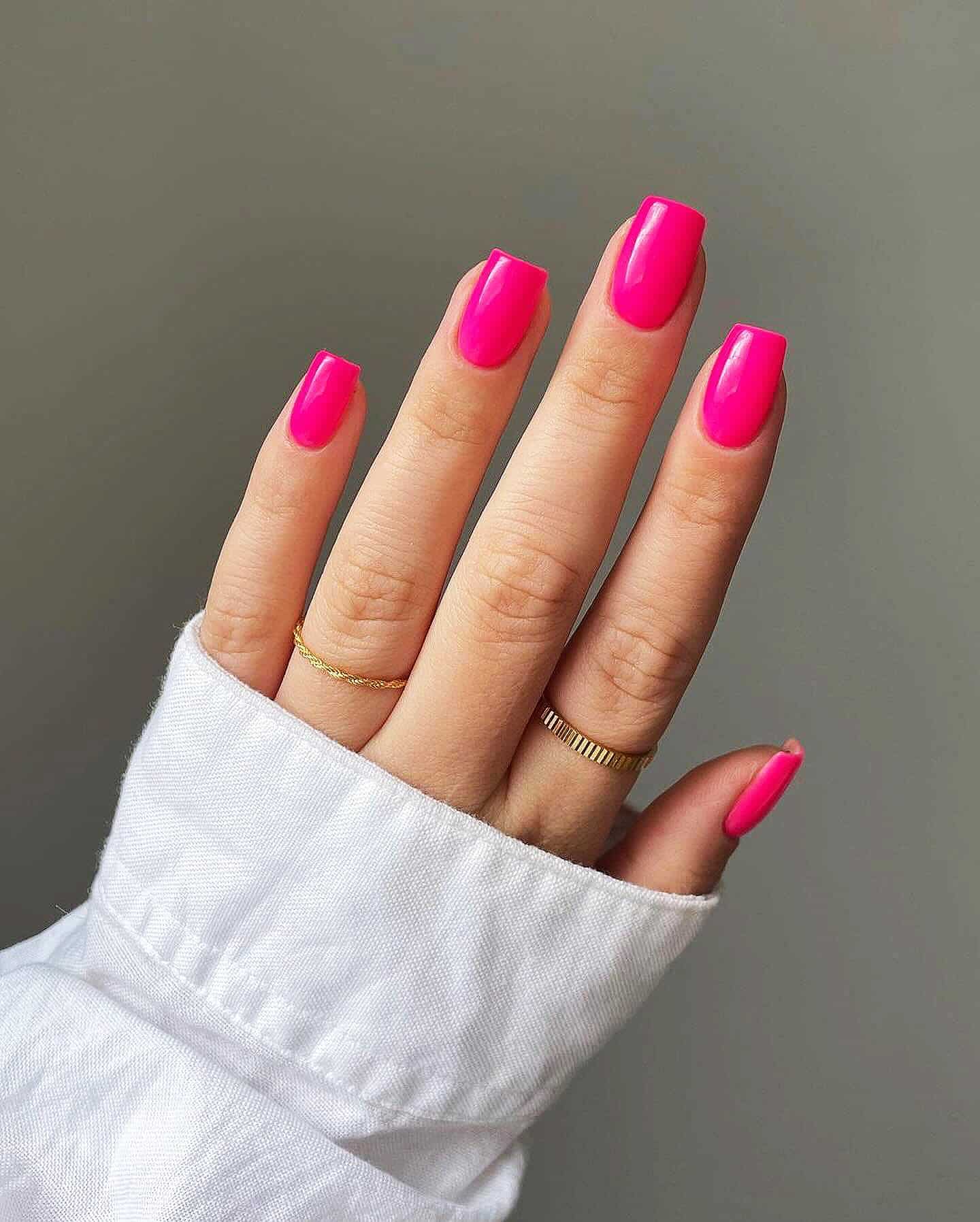 neon pink nails