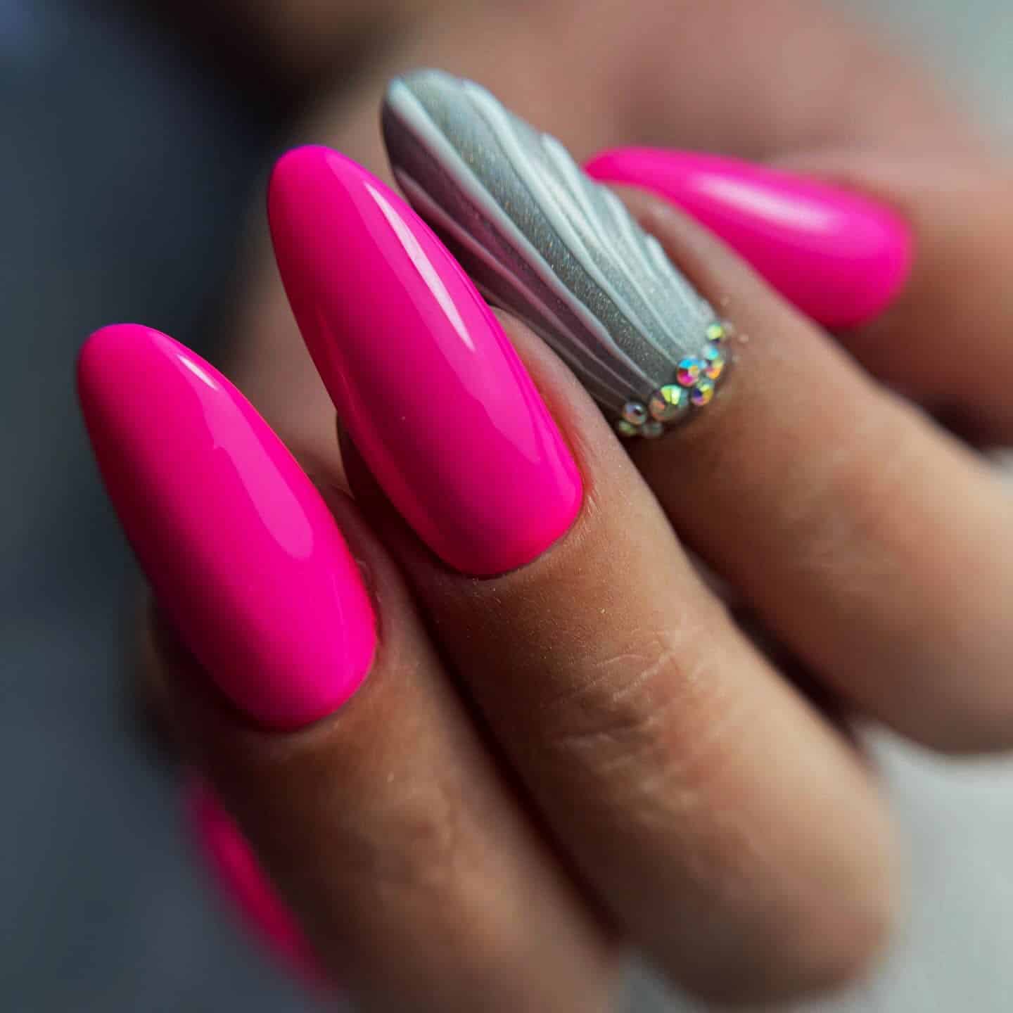 neon pink nails