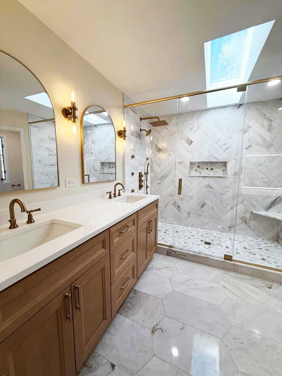 full bathroom marble herringbone shower  bathroom tile ideas