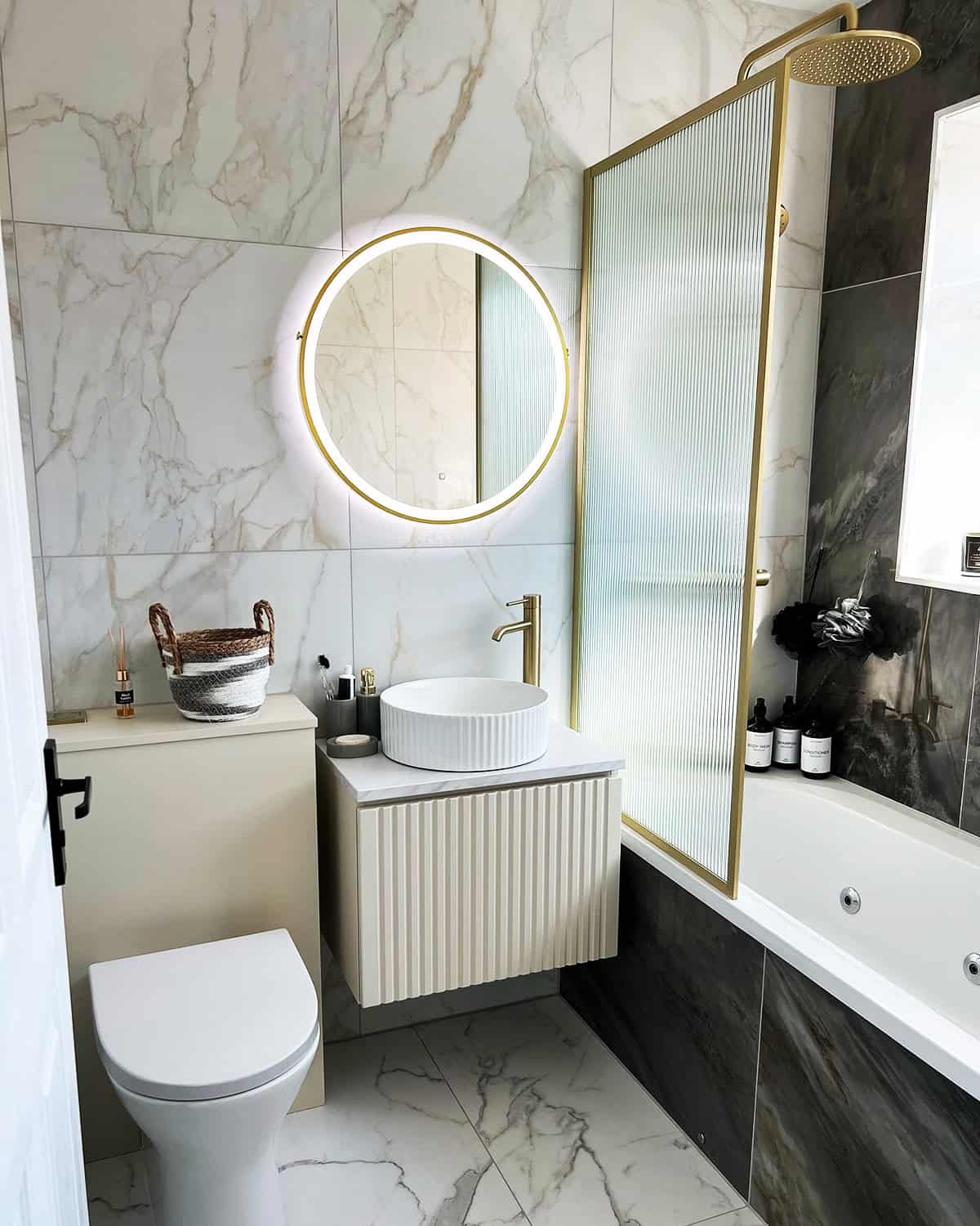 two tone marble tile bathroom ideas with dark and light contrast