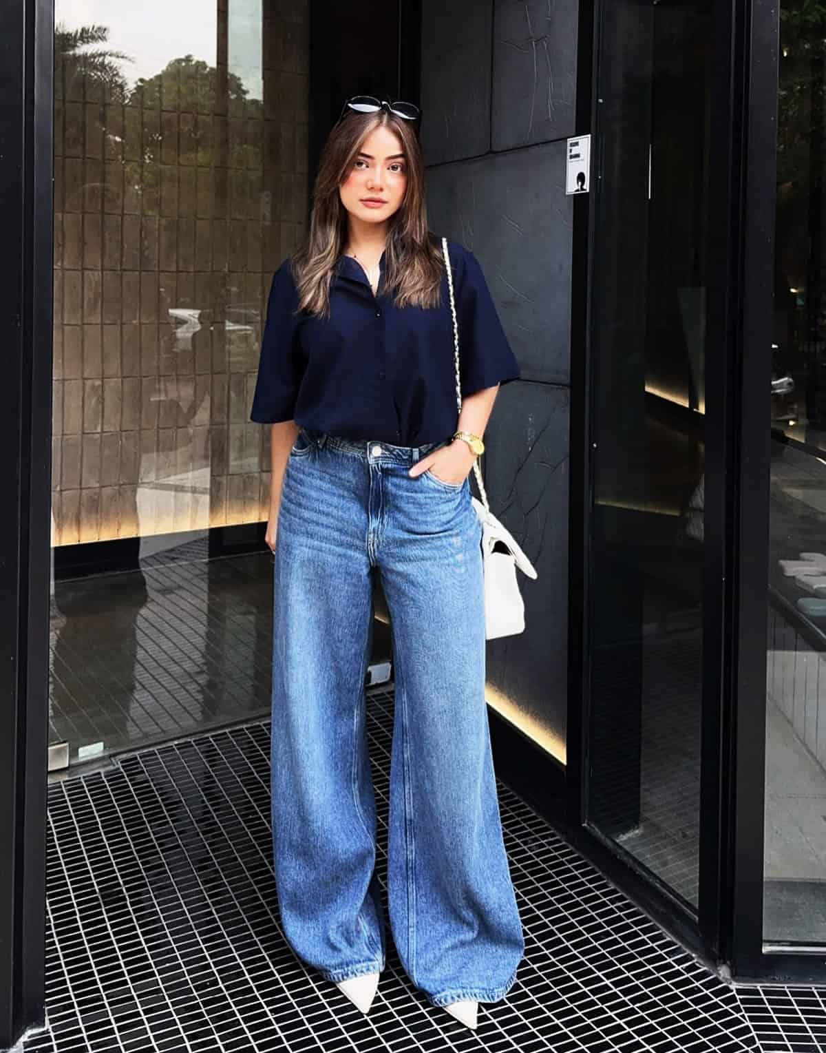 navy shirt white flats light jeans for casual friday