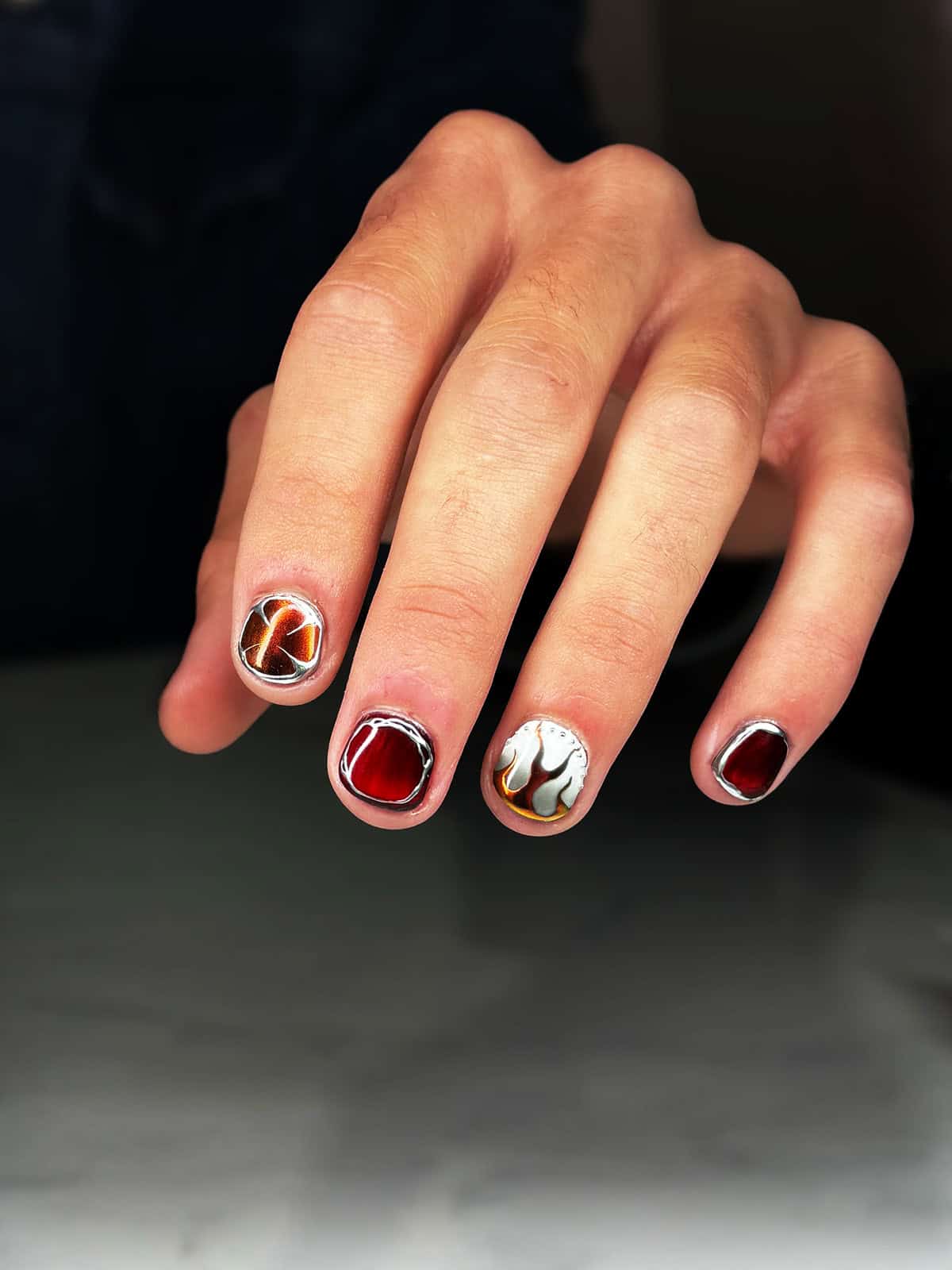 nude silver chrome men's nails