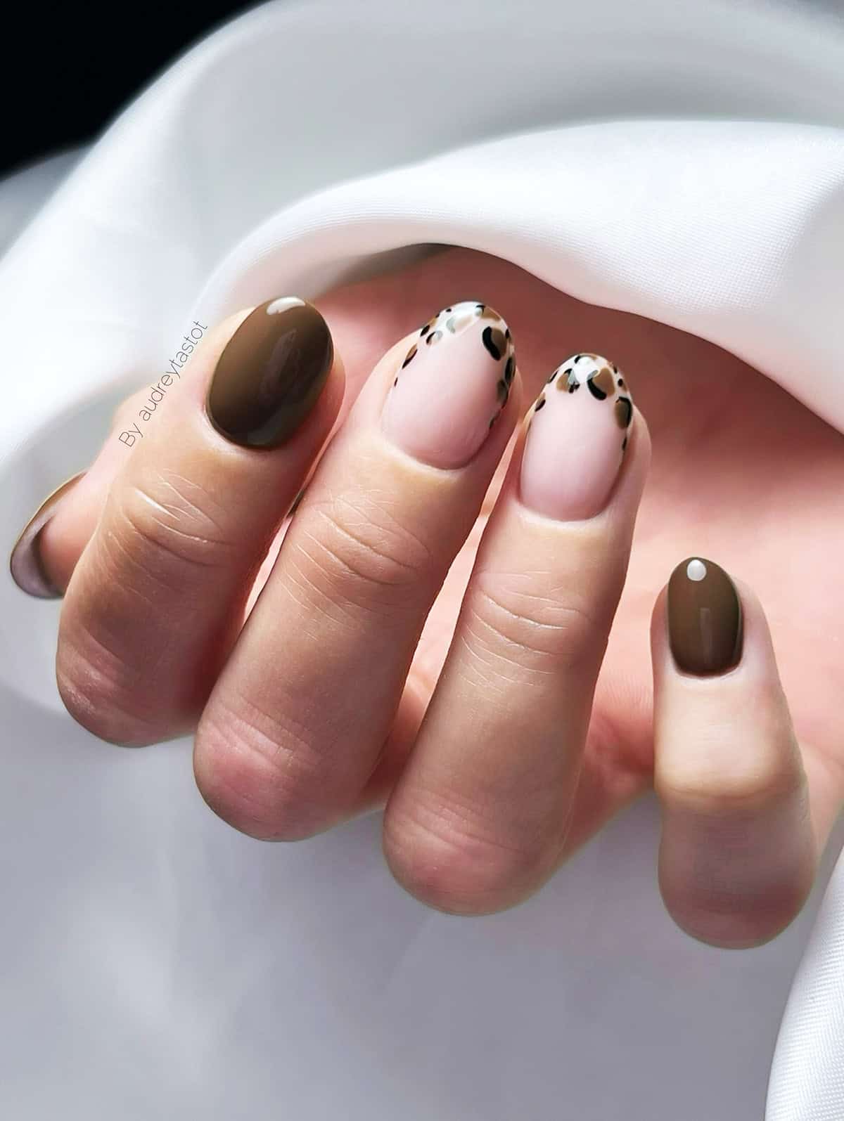 olive blush mini leopard nails fall leopard print nails
