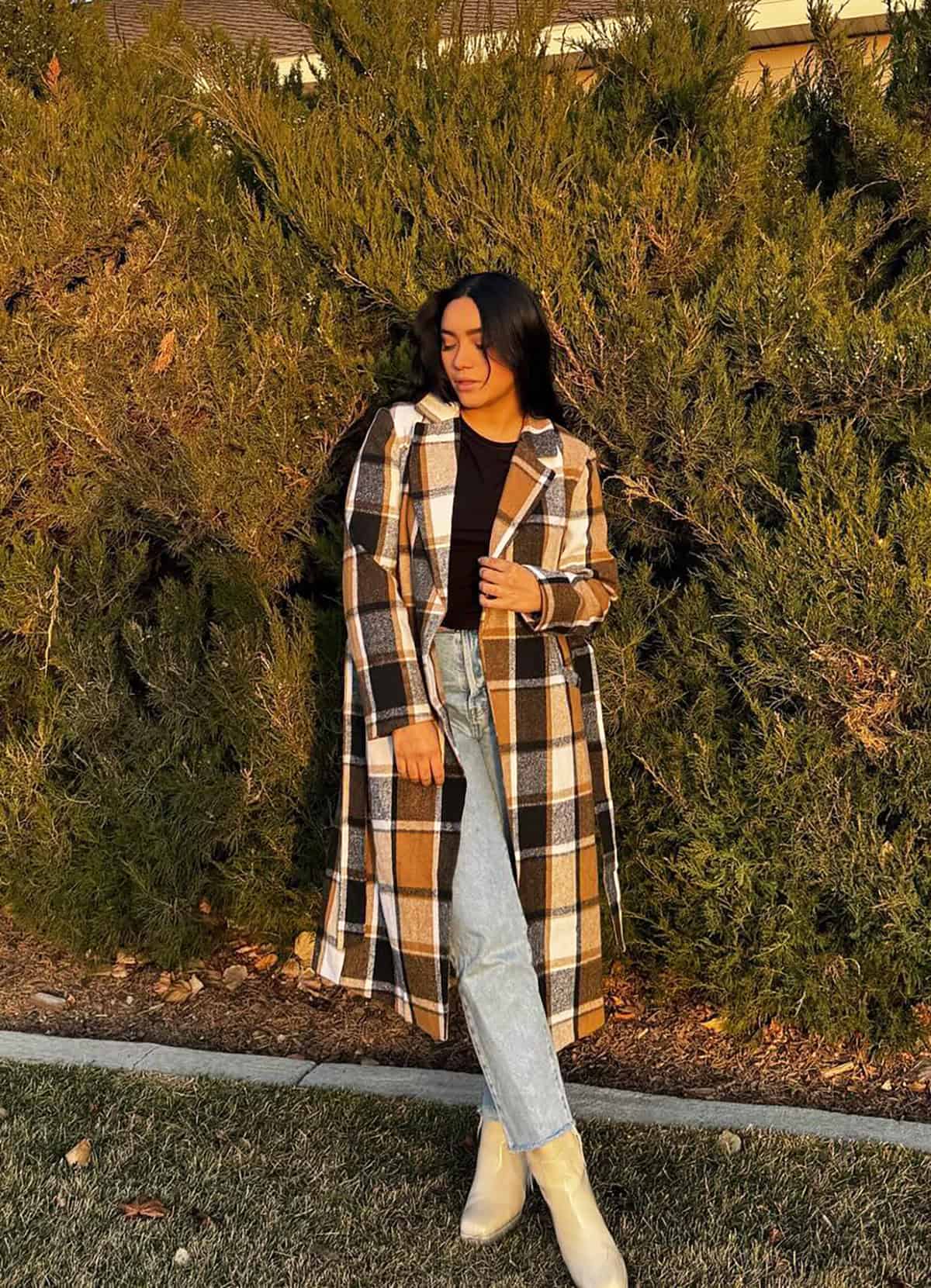 long brown plaid coat denim jeans and sweaters for fall