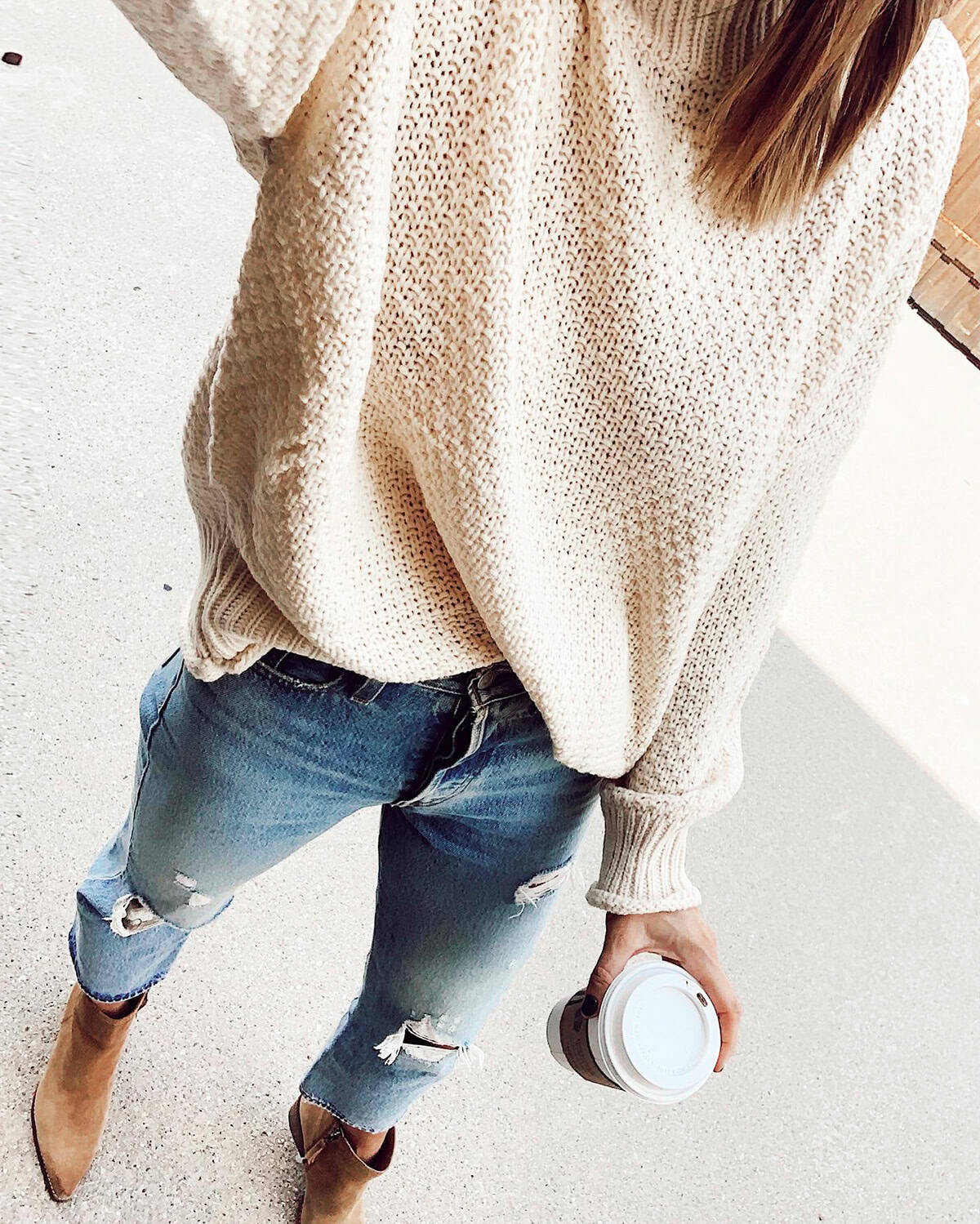 cream chunky knit distressed denim jeans and sweaters for fall