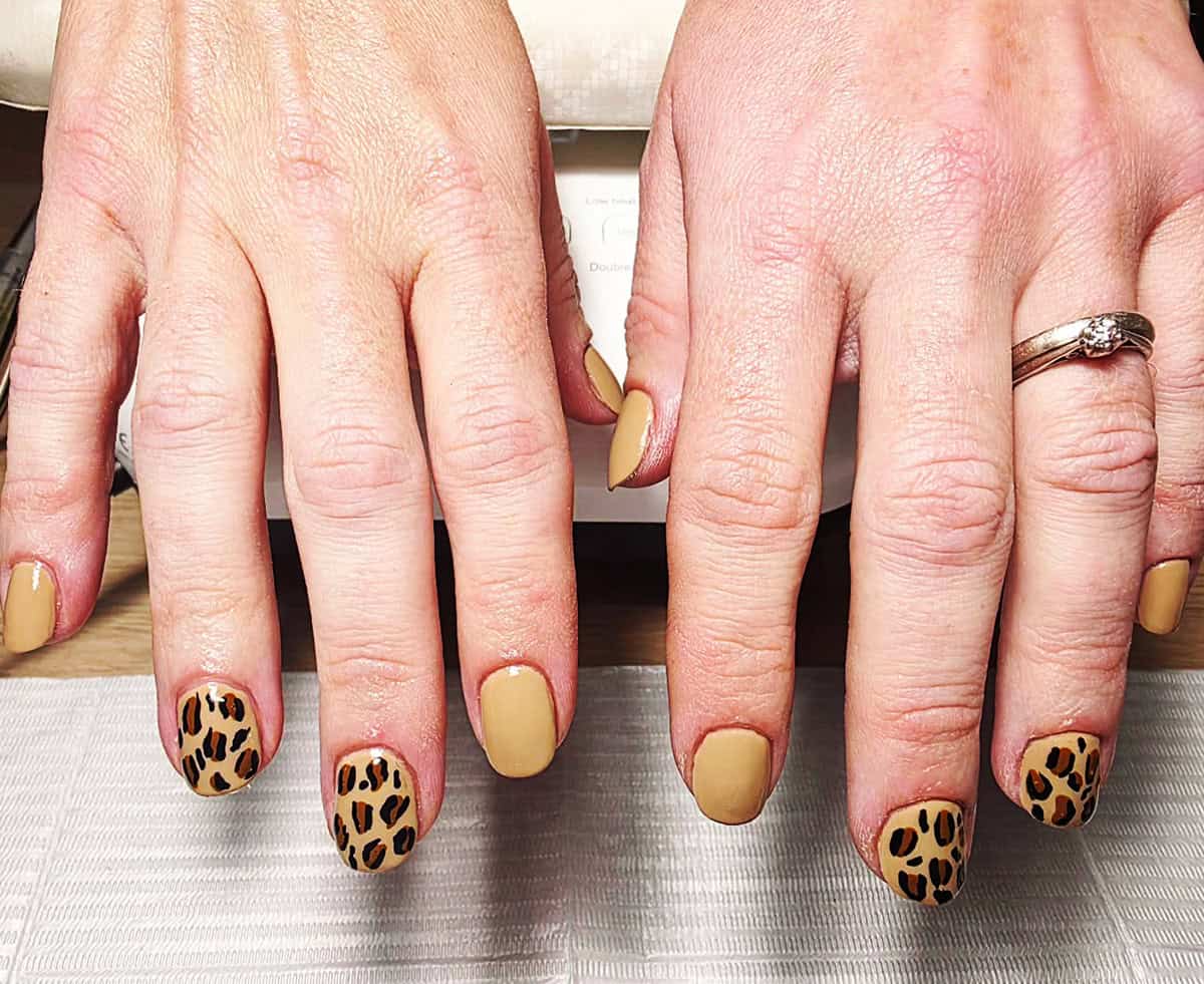 camel tan accent leopard short leopard print nails