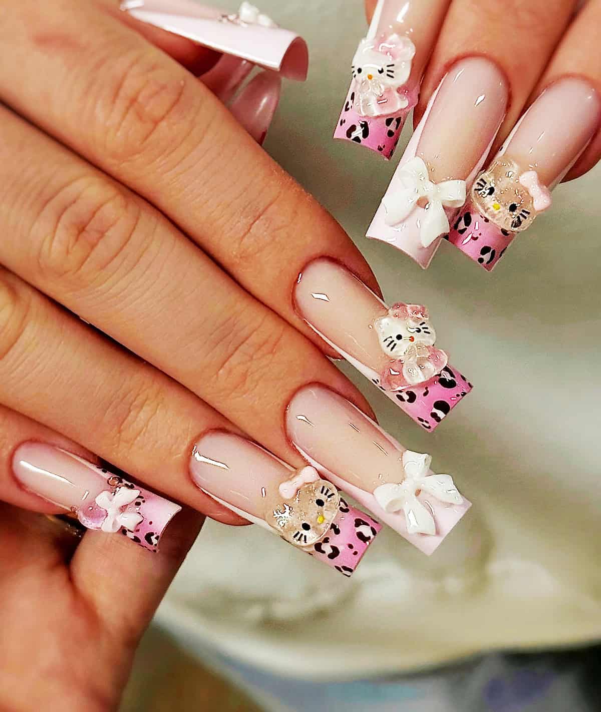 3D hello kitty leopard pink leopard print nails