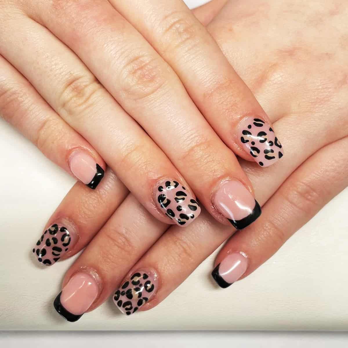 black tip leopard accent short leopard print nails