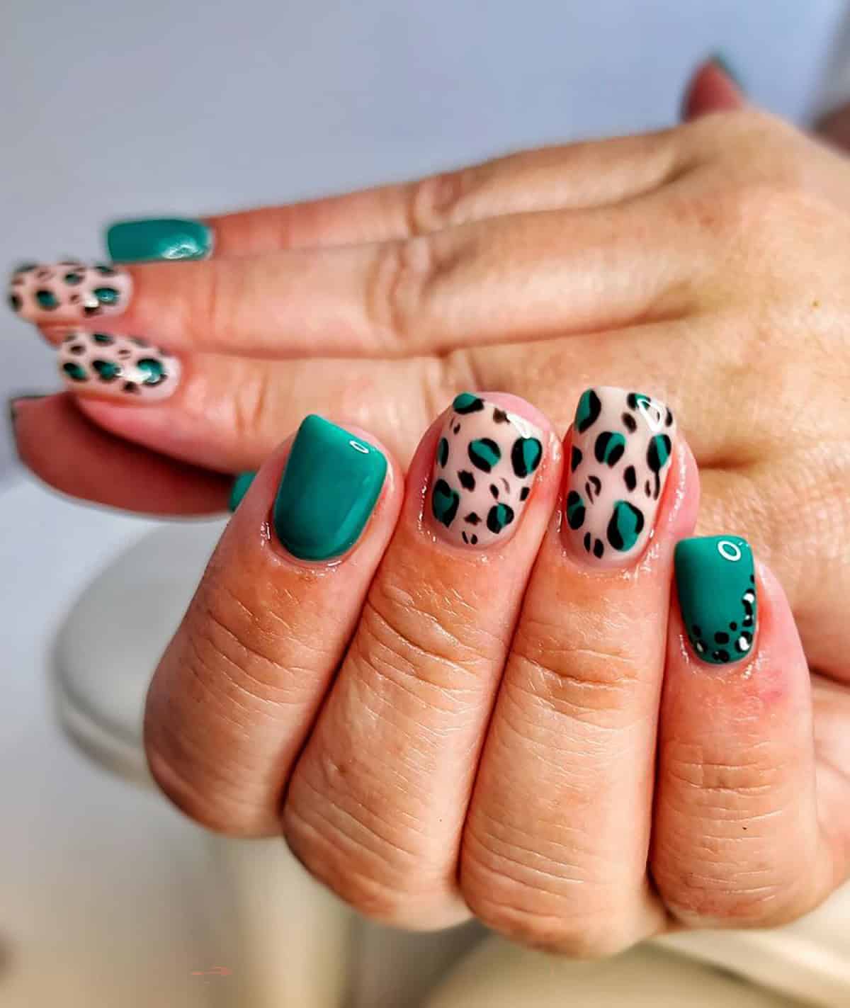 teal nude leopard accent nails fall leopard print nails