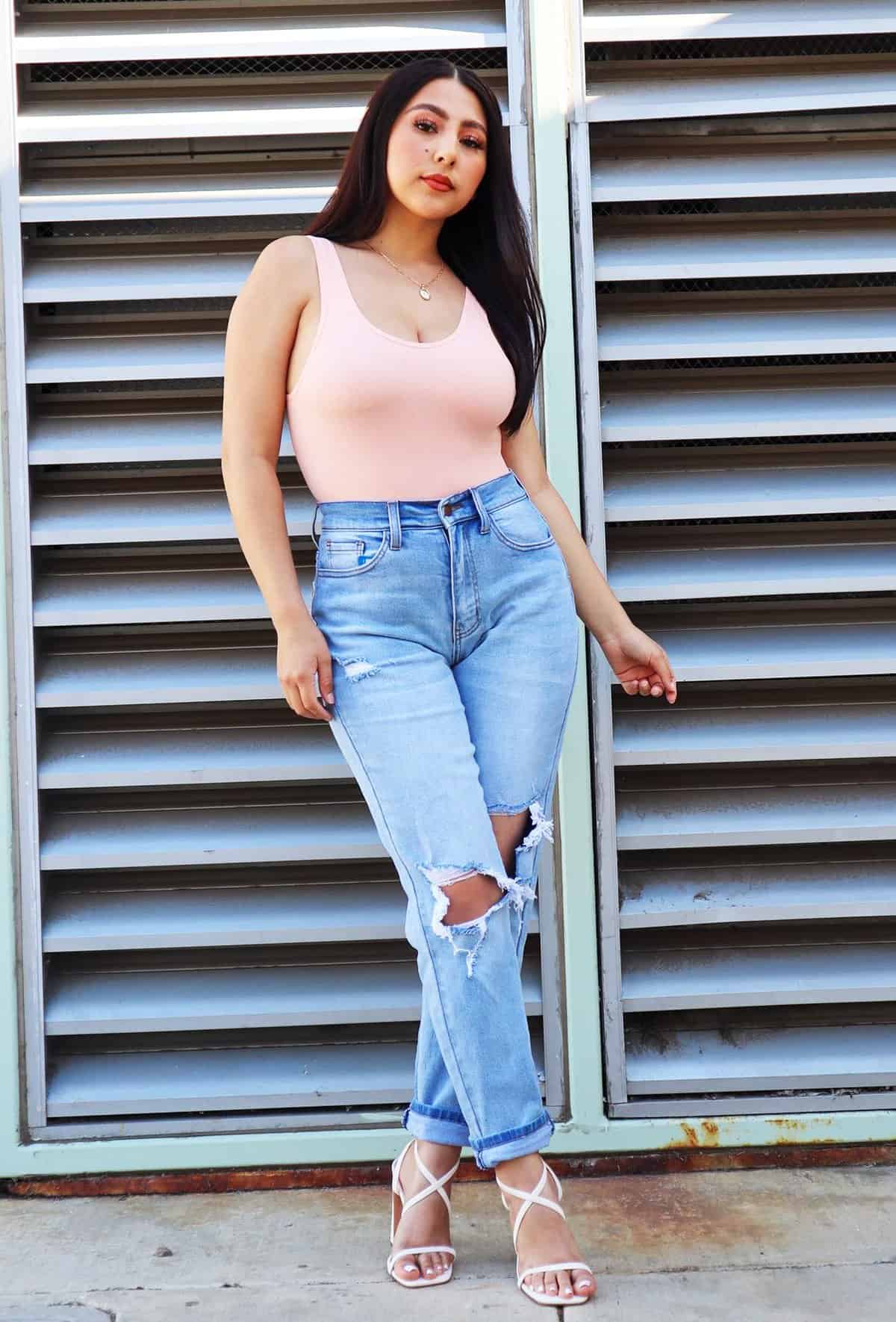 blush tank and ripped jeans for moms who need easy outfit ideas