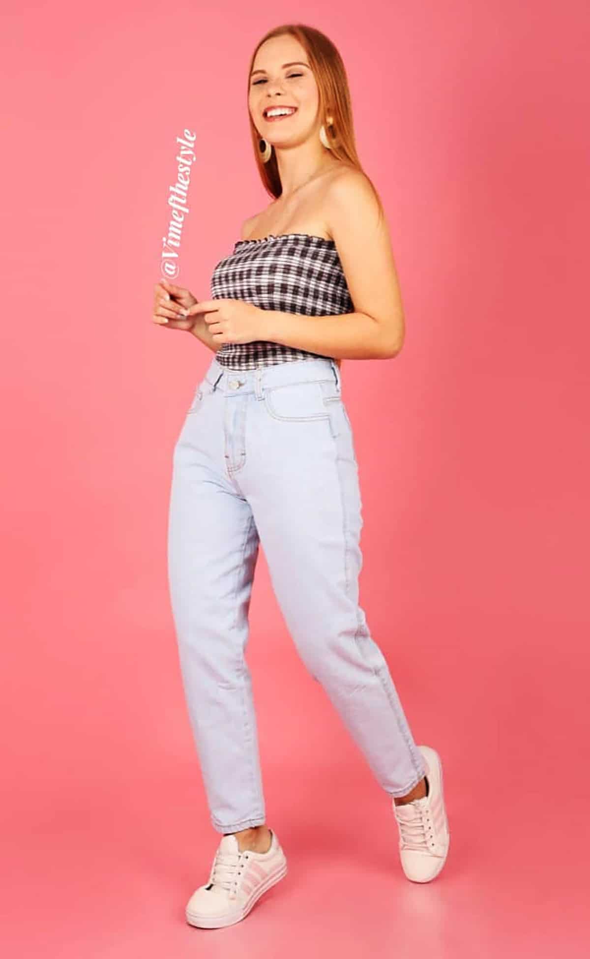 gingham tube top mom jeans for moms who need easy outfit ideas