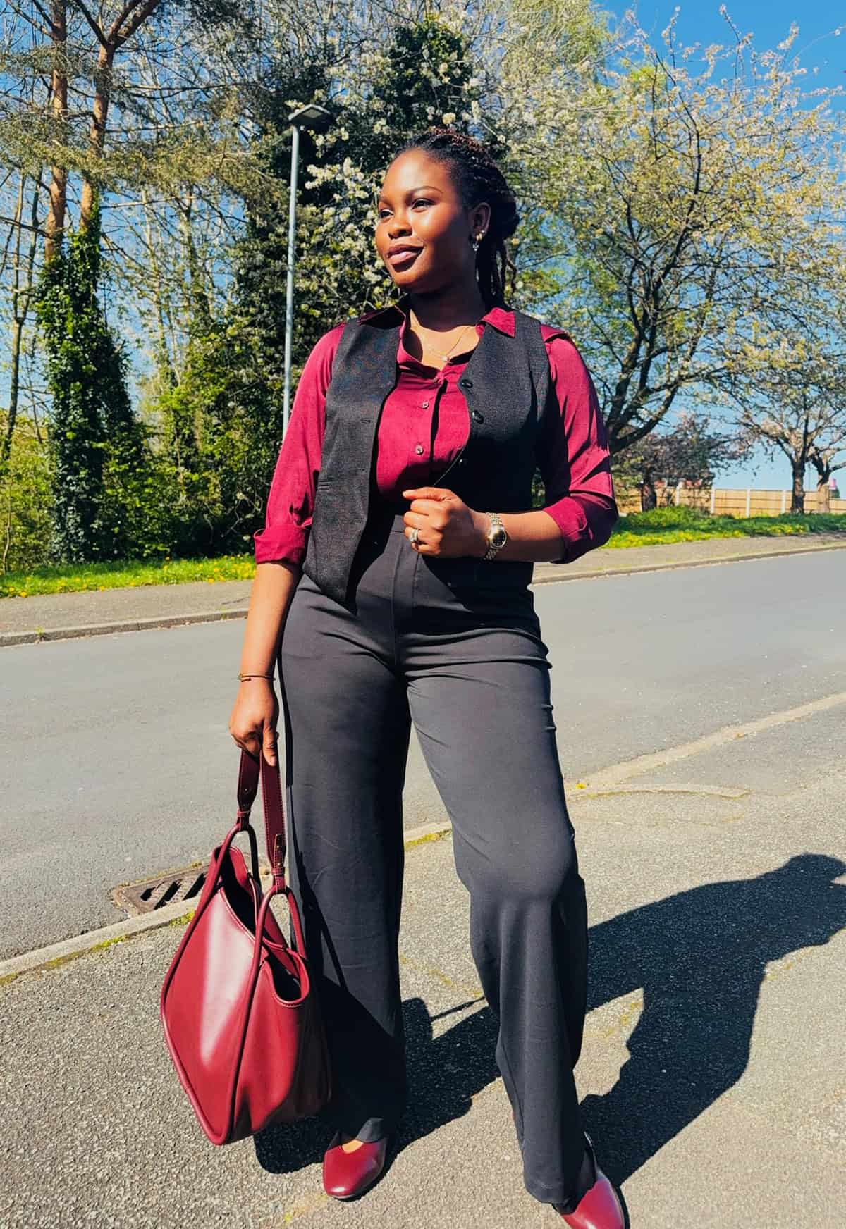 burgundy blouse with black vest casual office outfits