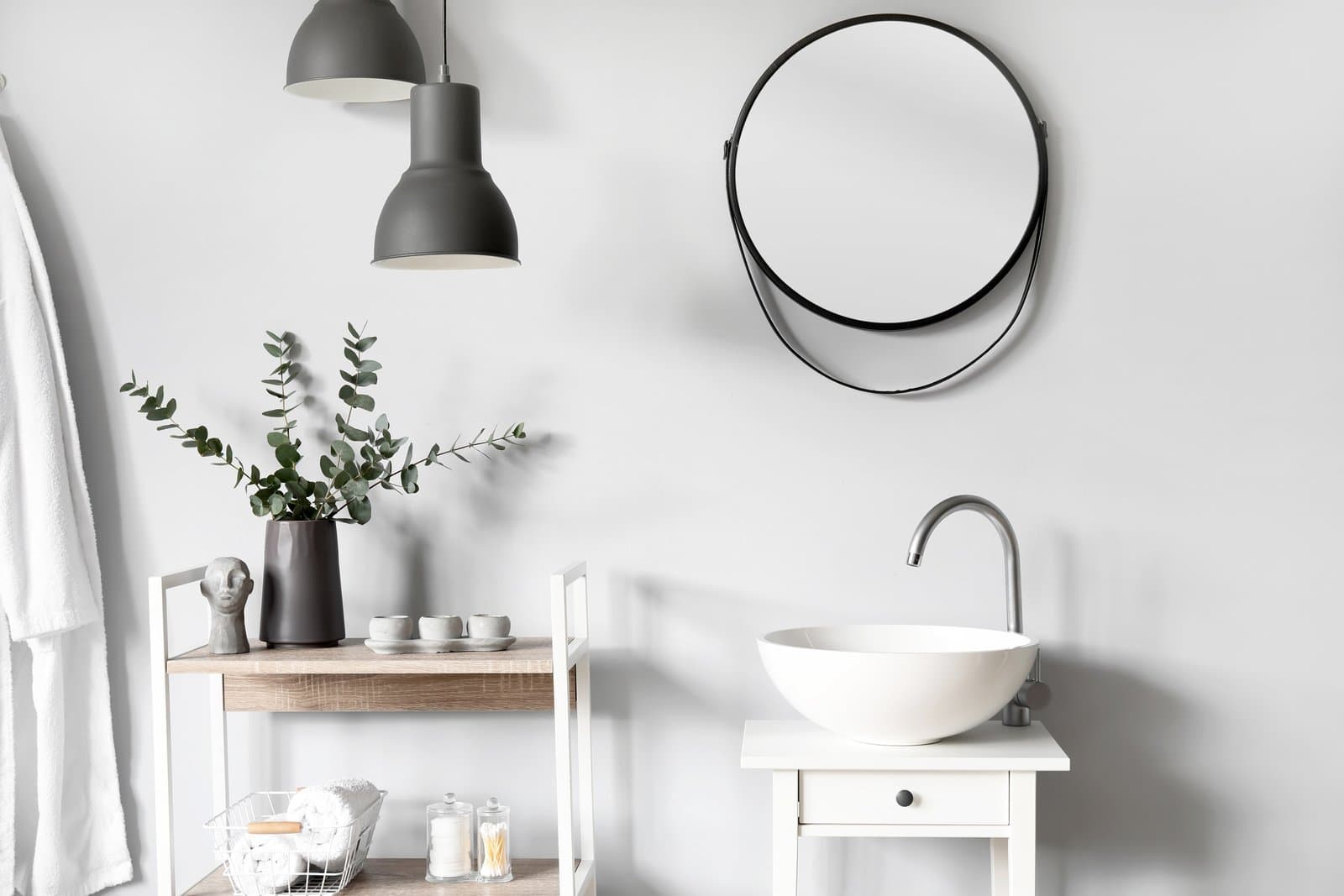 minimalistic small bathroom decor ideas