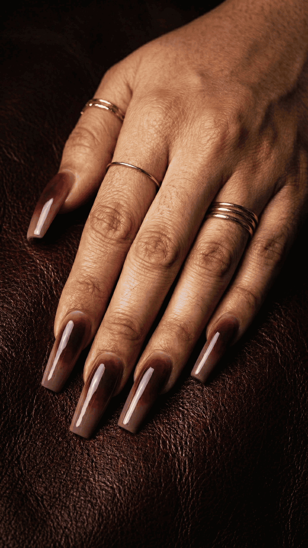 red baddie nails, red nails