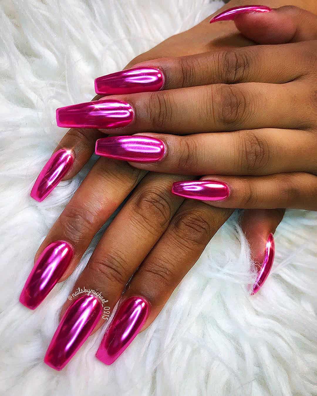 pink chrome nails for summer weddings