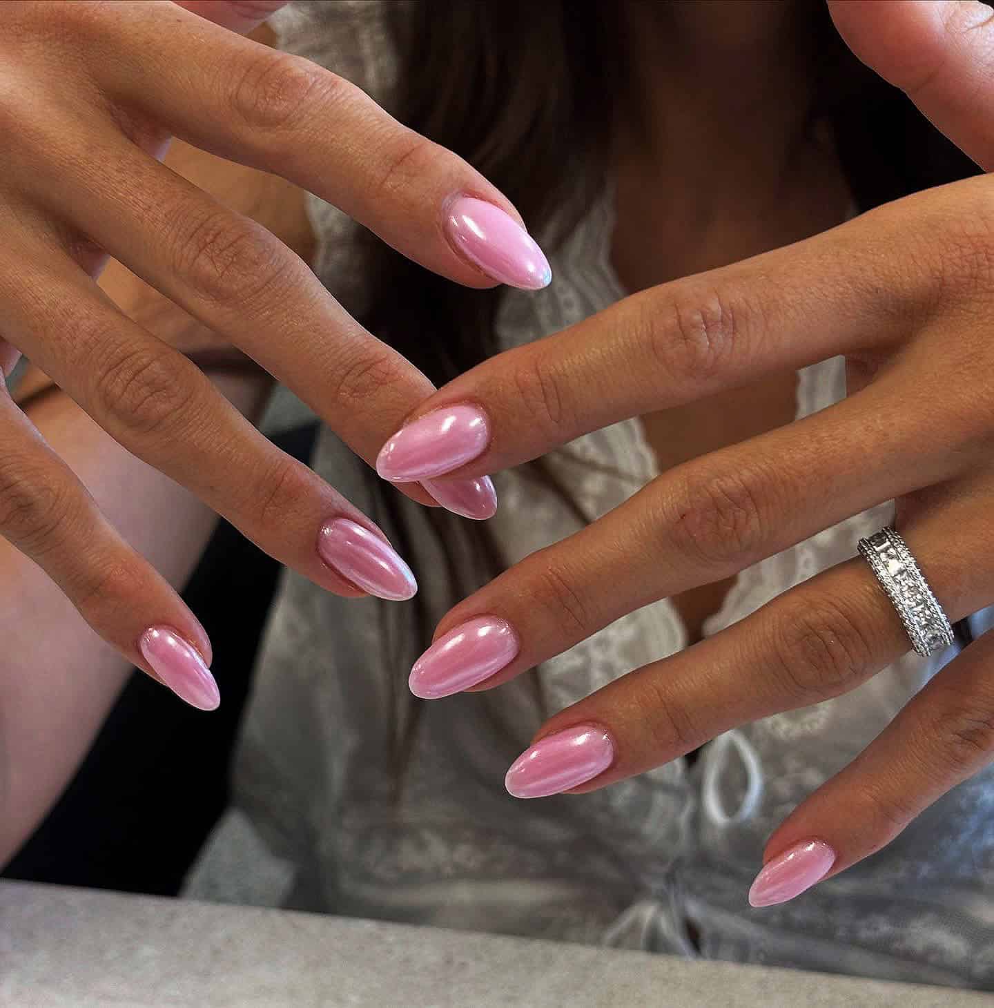 pink chrome nails for summer weddings