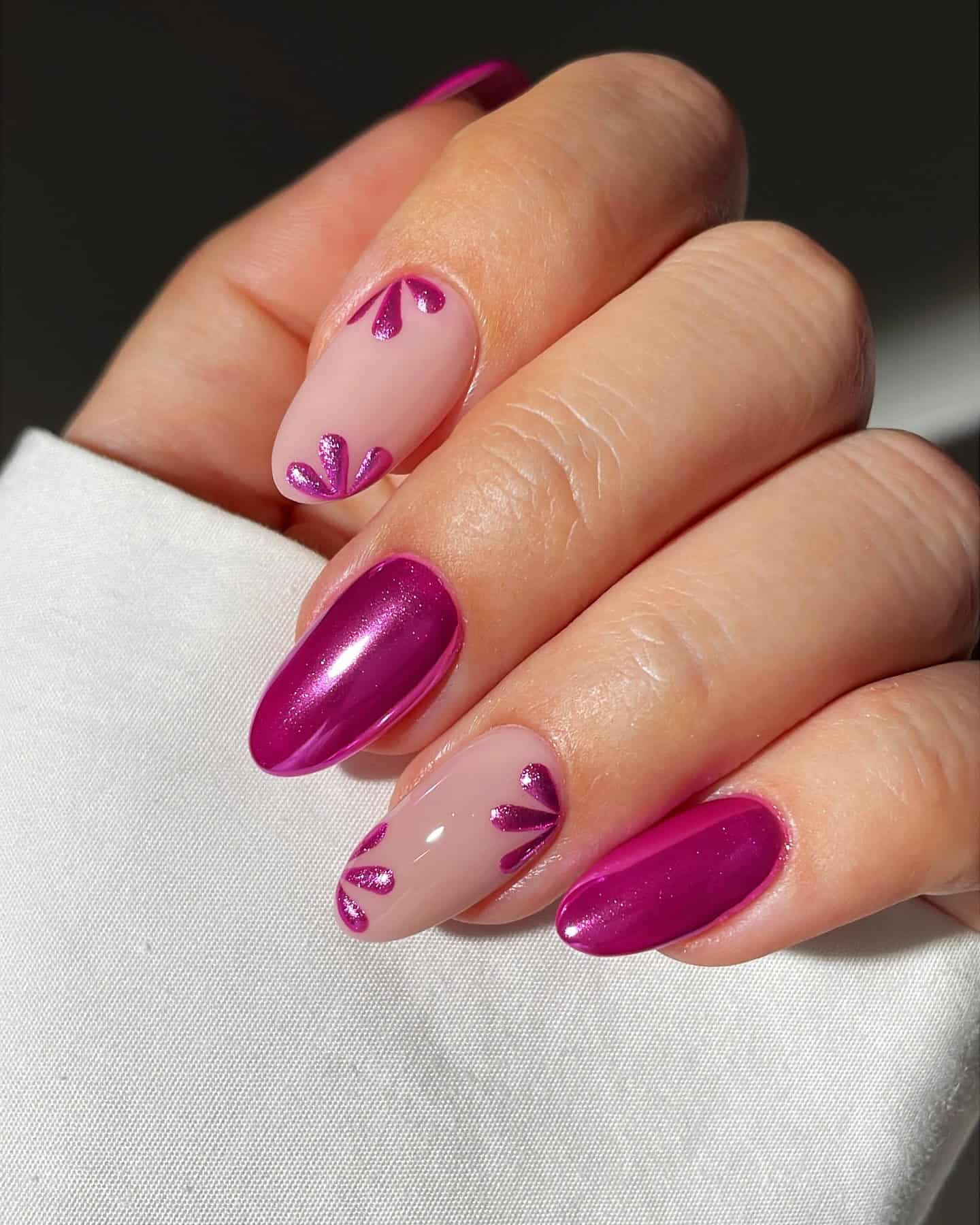 pink chrome nails for summer weddings